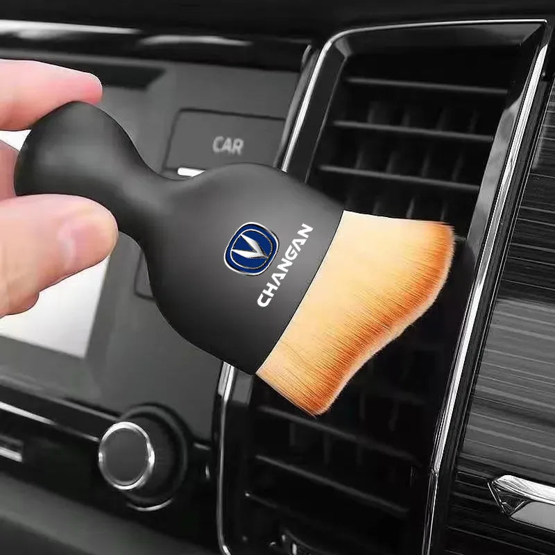 Mini Escova de Limpeza Automotiva (COMPRE 1 LEVE 2)