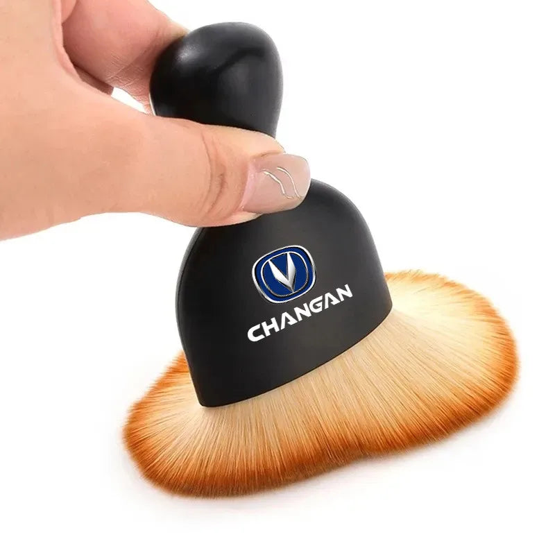 Mini Escova de Limpeza Automotiva (COMPRE 1 LEVE 2)