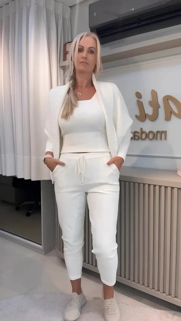 (Compre 1 e Leve 2) - Conjunto Sophia – Casaco + Cropped e Calça